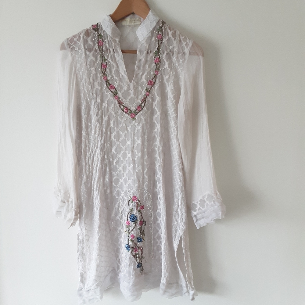 Farida Hasan tunic